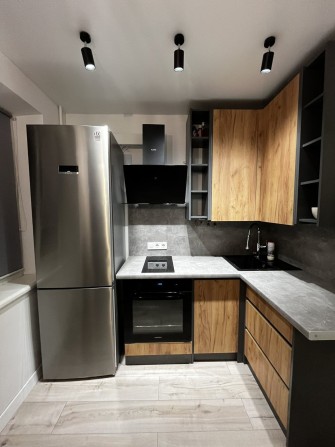 Аренда 1-км квартиры на Красном Камне! Новокодакский р-н! - фото 1