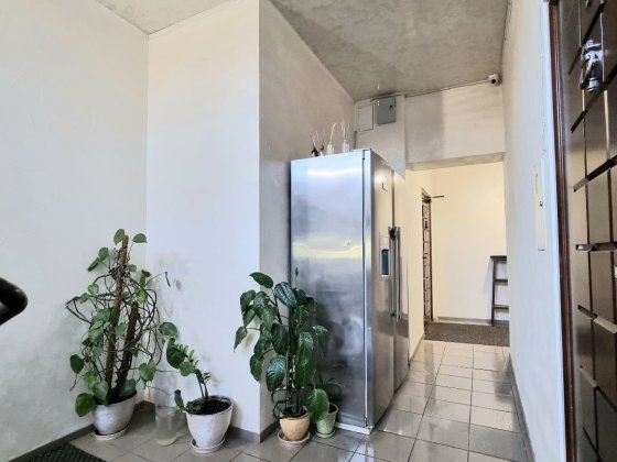 От месяца и дольше. 1 к кв. Левый берег Днепра. Риелторы не звоните. Дніпро