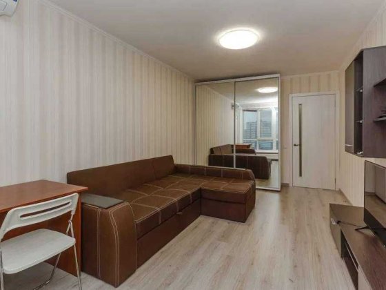 Оренда 1-кімнатної квартири  метро Дарниця Киев