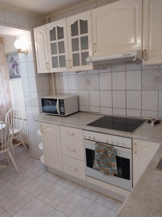 Здається з 11.04- 2х к.кв м.Академгородок, Академіка Булаховського - фото 1