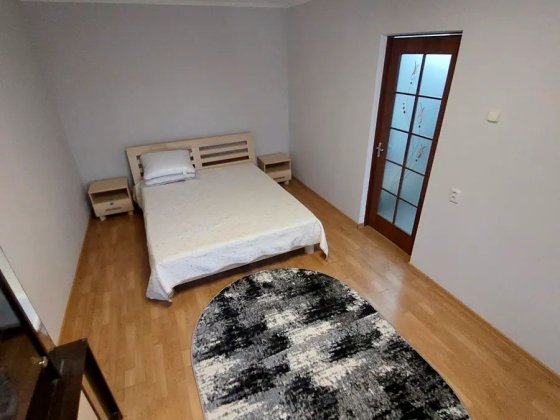 Оренда квартири Двокімнатна ютз