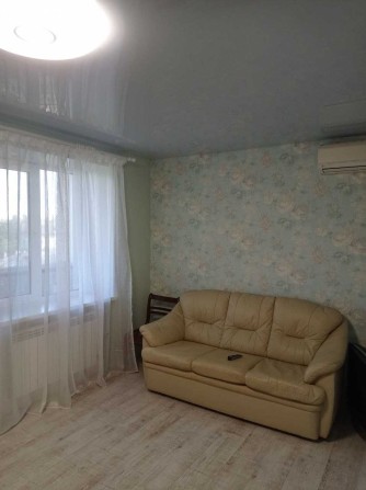 Здаю 2 кімнатну квартиру  на тривалий строк - фото 1