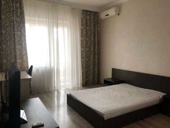 Сдается 1-комнатная квартира на ул.Академика Ефремова,8А Киев