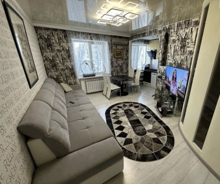 Оренда  гарної 3 кімнатної квартири в Центрі,  вул. 3 Слобідська - фото 1