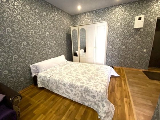 З травня місяця ,Без ріелторів,хозяйка,площа,Район Миколаївської та Театральна (Юність)