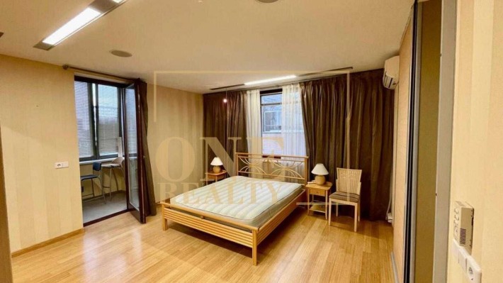 Довгострокова оренда елітної 4к ЦЕНТР, ТЦ Гулівер, Є ІНВЕРТОР - фото 1