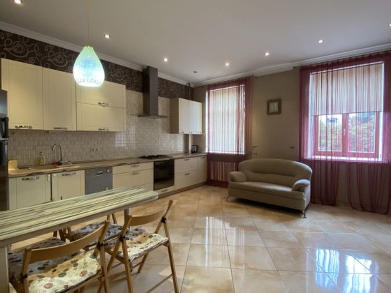 Сдам 3 комнатную квартиру в центре Одессы Одесса