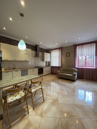 Сдам 3 комнатную квартиру в центре Одессы - фото 1