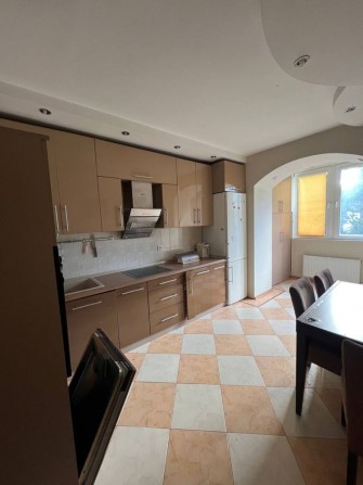 Сдам квартиру в Приморском р-не, ОТ ХОЗЯИНА - фото 1