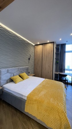 Краснова, сдам новую кв, без выселения летом, 45 м2 никто не жил - фото 1