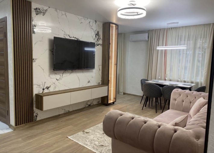 Сдаётся новая 3-к кв после капитального ремонта (2 КП) - фото 1