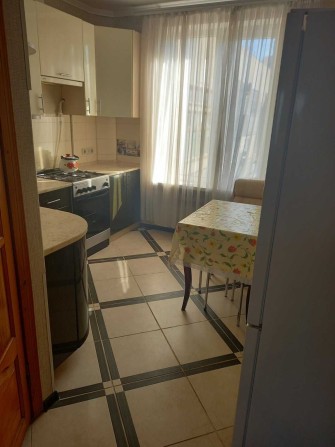 Сдам 1ную кв.ру в Лузановке на 8\9 длительно - фото 1