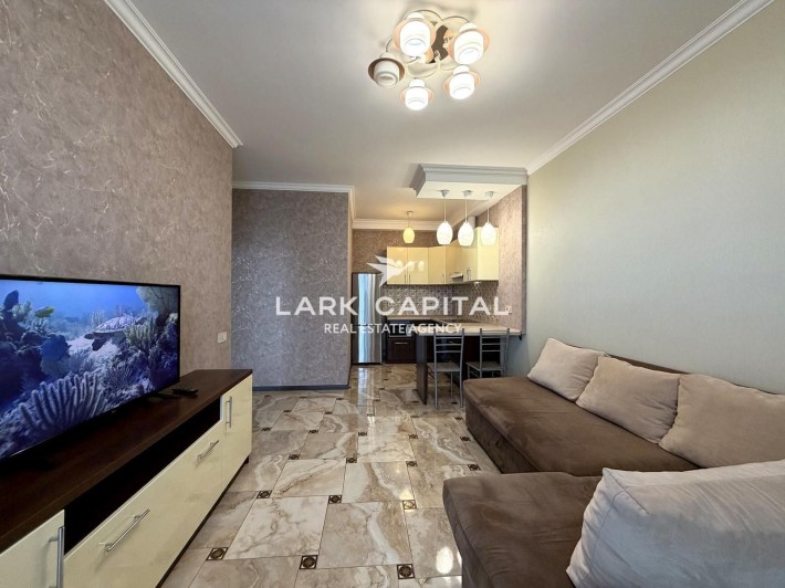 Киев        Регенераторная ул., 4 к16 - фото 1