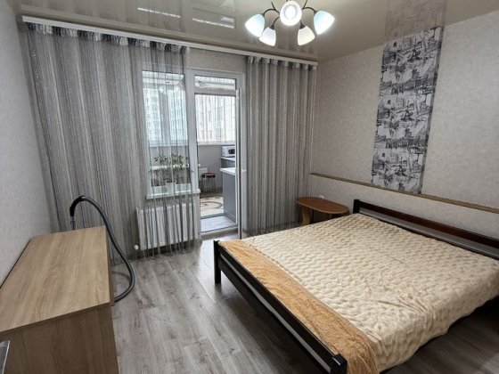 Сдам двухкомнатную квартиру  Таирова Небесной Сотни Одеса