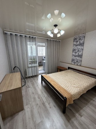 Сдам двухкомнатную квартиру  Таирова Небесной Сотни - фото 1