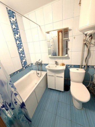 Сдам 1 ком. квартиру на ж\м Тополь-2, Р-н "Сичи",  АТБ - фото 1