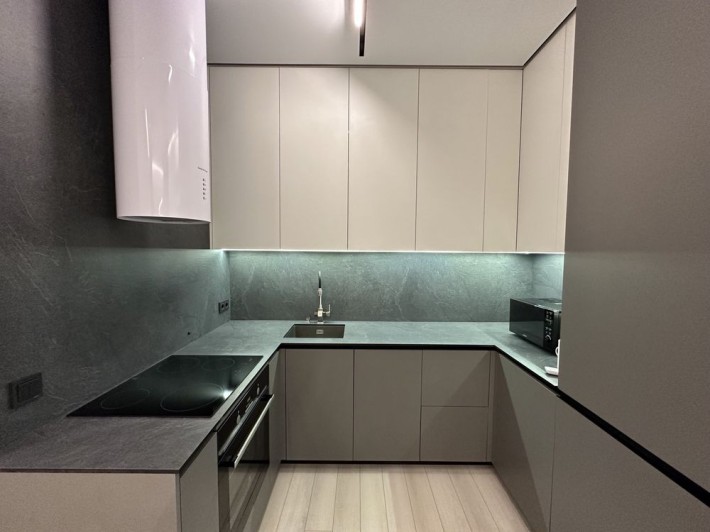 Дизайнерская 3к в ЖК Корфу - фото 1