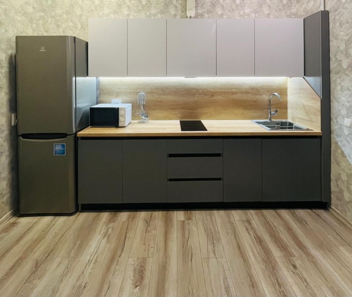 Студия+спальня отдельный вход центр Ц.Рынок Конституции Конторская ,12 - фото 1