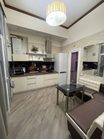 Квартира возле парка Шевченко.Хозяйка - фото 1