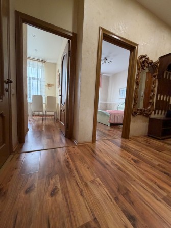 Вернадського 16 парк Шевченко біля ЖК Новодворянський - фото 1