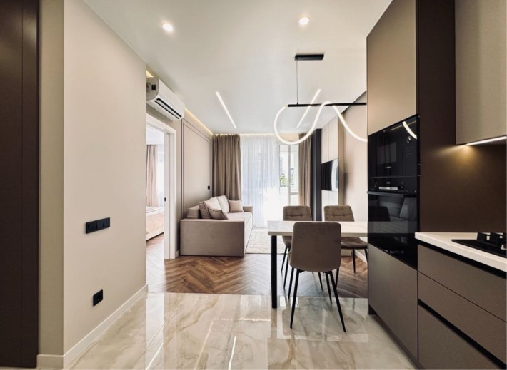 Оренда сучасної 1-кім квартири по вул. Угорська у ЖК Софіївка - фото 1