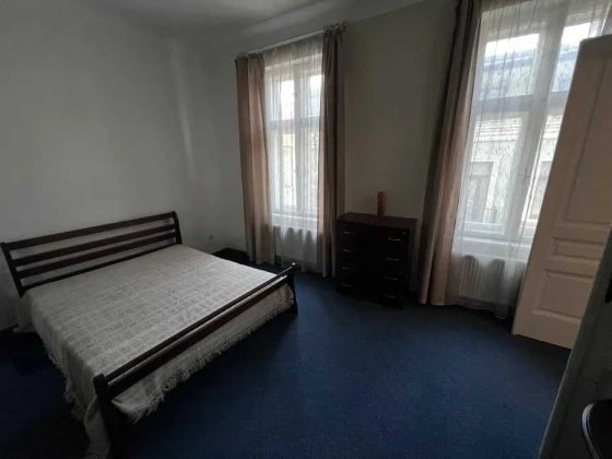 Оренда 2-к квартири в самому ЦЕНТРІ Львова