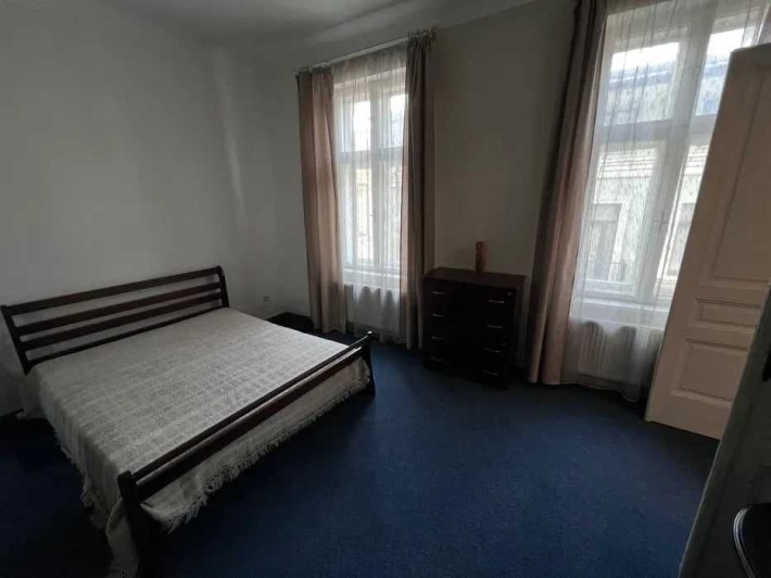 Оренда 2-к квартири в самому ЦЕНТРІ Львова - фото 1