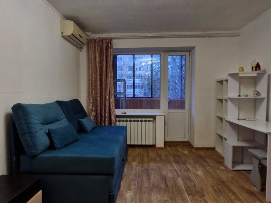 Сдам 2 ком квартиру метро 23 Августа, ул. 23 Августа 8 Харків