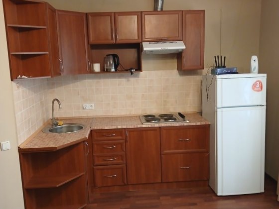 Хозяин сдам свою однокомнатную квартиру на первом этаже уд. благодатная 2А Харків