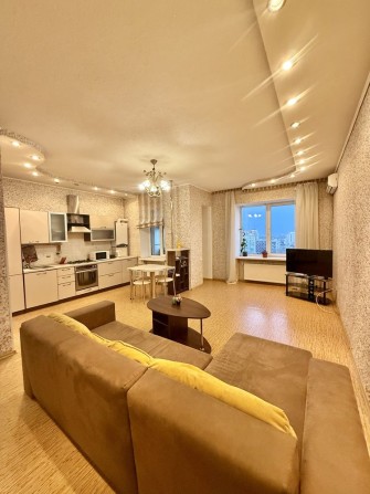 Здам 2к квариру ЖК Каскад ЦЕНТР А. Поля - фото 1