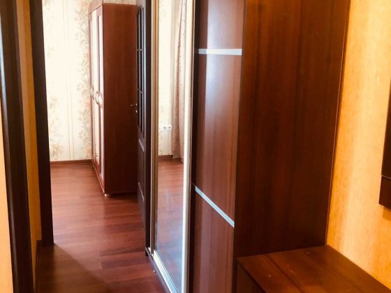 Сдам 2 ком квартиру с ремонтом Дніпро