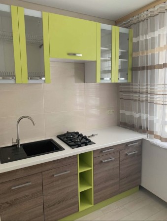 Сдам 2 -х  комнатную квартиру м. Студенческая  7 минут - фото 1