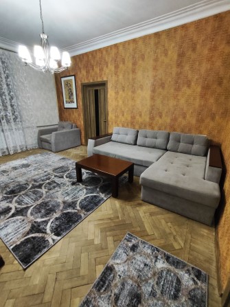 Сдаю СВОЮ 2-х к/к в Центре на ул. Соборная (без комиссии) - фото 1