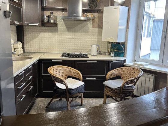 Сдаю отличную 2к с автономкой на пл.Победы Николаев