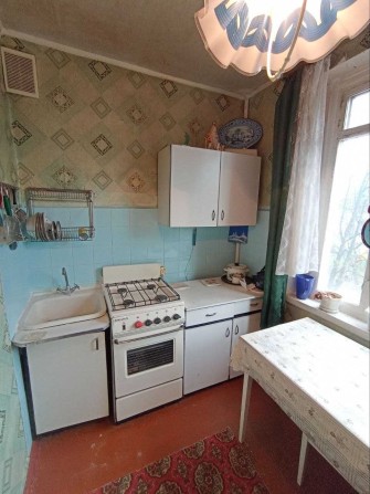 Реальная Сдам дешевую 3к на Холодной Горе 4 этаж ГАЗ - фото 1