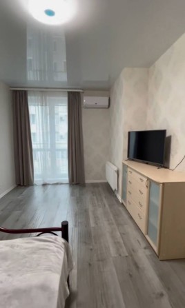 Сдам Евартиру в Новострое 5 мин до метро Защ Украины - фото 1