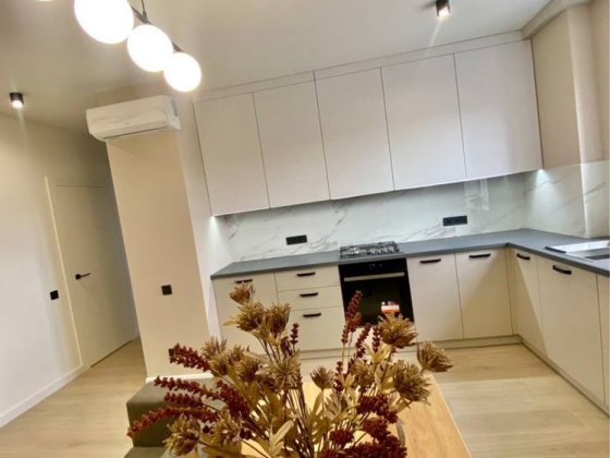 оренда 2км вул Пимоненка Львов