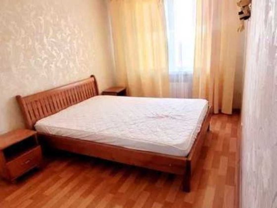 Трехкомнатная кв. Коммунальный рынок, Дворец Спорта Харків