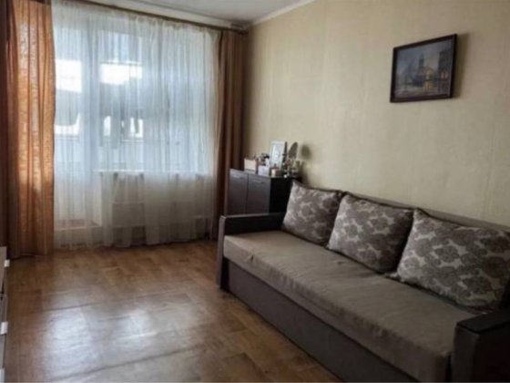 Реальная 1-ка Алексеевке, Людвига Свободы 35 Харків