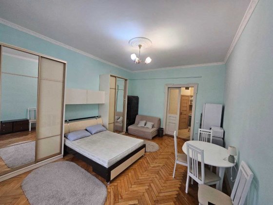 Оренда 1 кім. кВ. центр/ вул. Коперника Львів