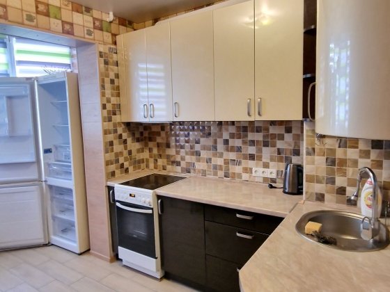 Сдам 2 комн квартиру на Маршала Жукова/напротив Радужного. Свободна Одеса