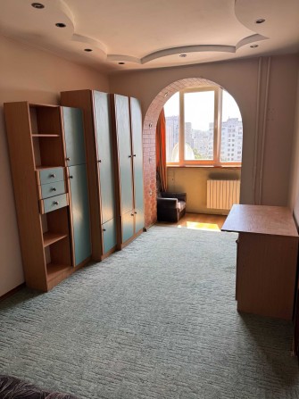 Гарна світла квартира в цегляному будинку - вул. Мазепи - фото 1