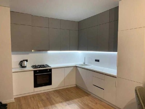 Оренда 1 кімнатної квартири з кухнею-студією в новобудові Львів