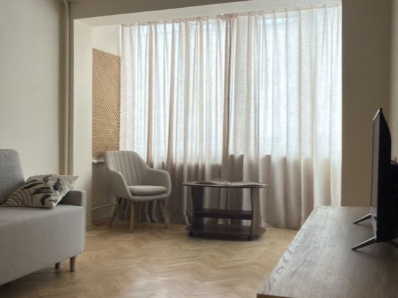 Оренда 1 кім. 35 м 2 поверх з ремонтом Грінченко Львов