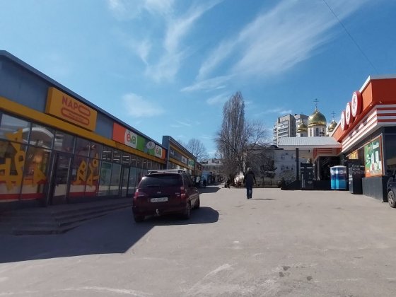 Сдам 2 комнатную квартиру на Залютино (Рынок).Под склад Вашей мебели. Харьков