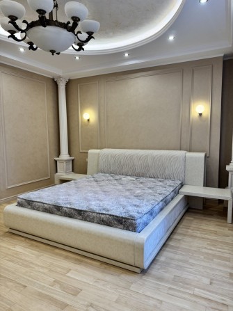 Срочно сдам 3ком. квартиру в ЖК"Бочки", Проспект Шевченко 4Б. Животных - фото 1