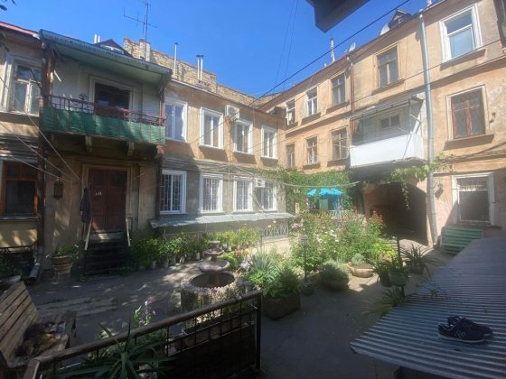 Аренда 3 х комн квартиру ул Старосенная ( староссенна) площадь Одеса