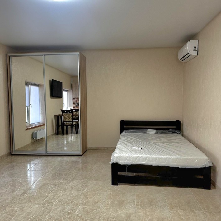 1 к. квартира с местом для автомобиля Небесной сотни /Червоный хутор - фото 1