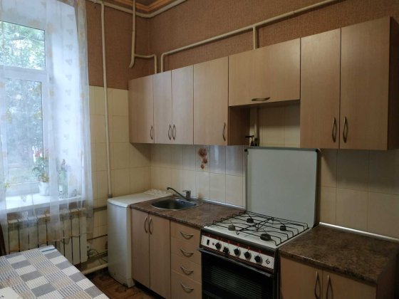 Сдам 1 ком. квартиру (метро Заводская, автономное отопление, 1 этаж, площадь 37 м.кв) Харків