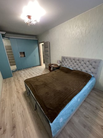 Сдам однокомнатную с лоджией Небесной Сотни - фото 1